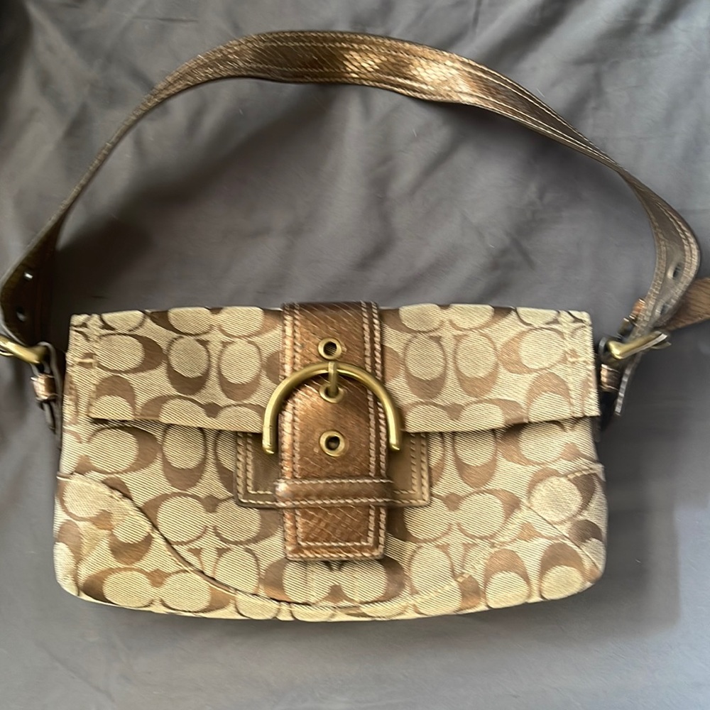Coach purse 👜